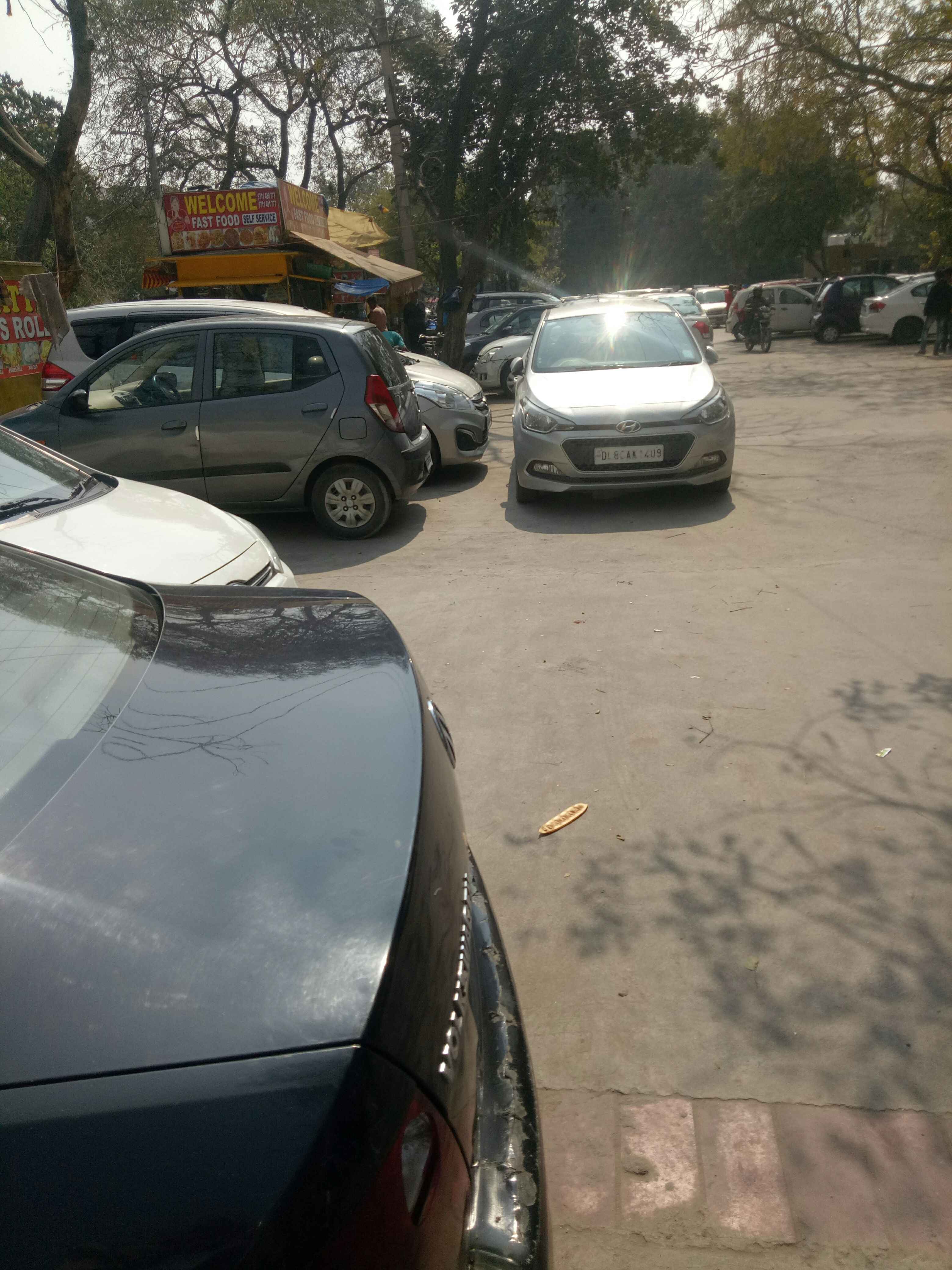 Columbus parking point 1 dc janak puri In Dehli