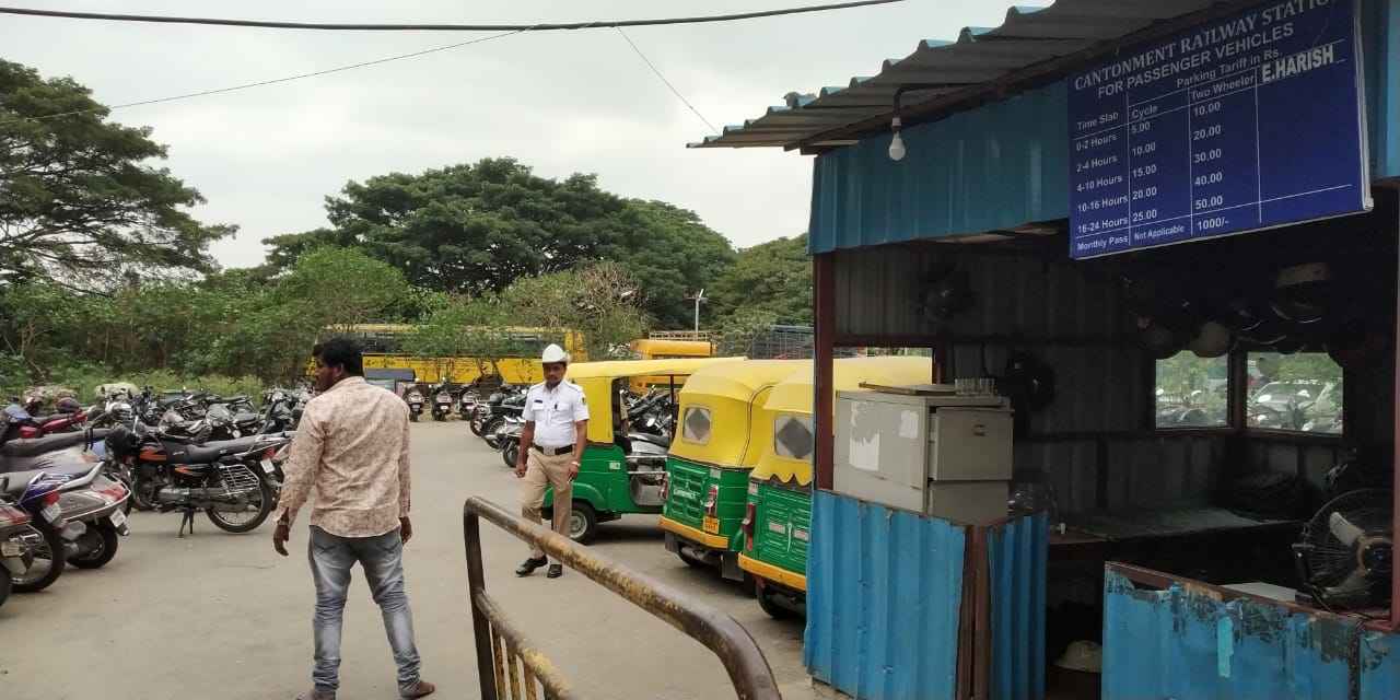 Bangalore Cantonment railway station front gate parking In Bangalore