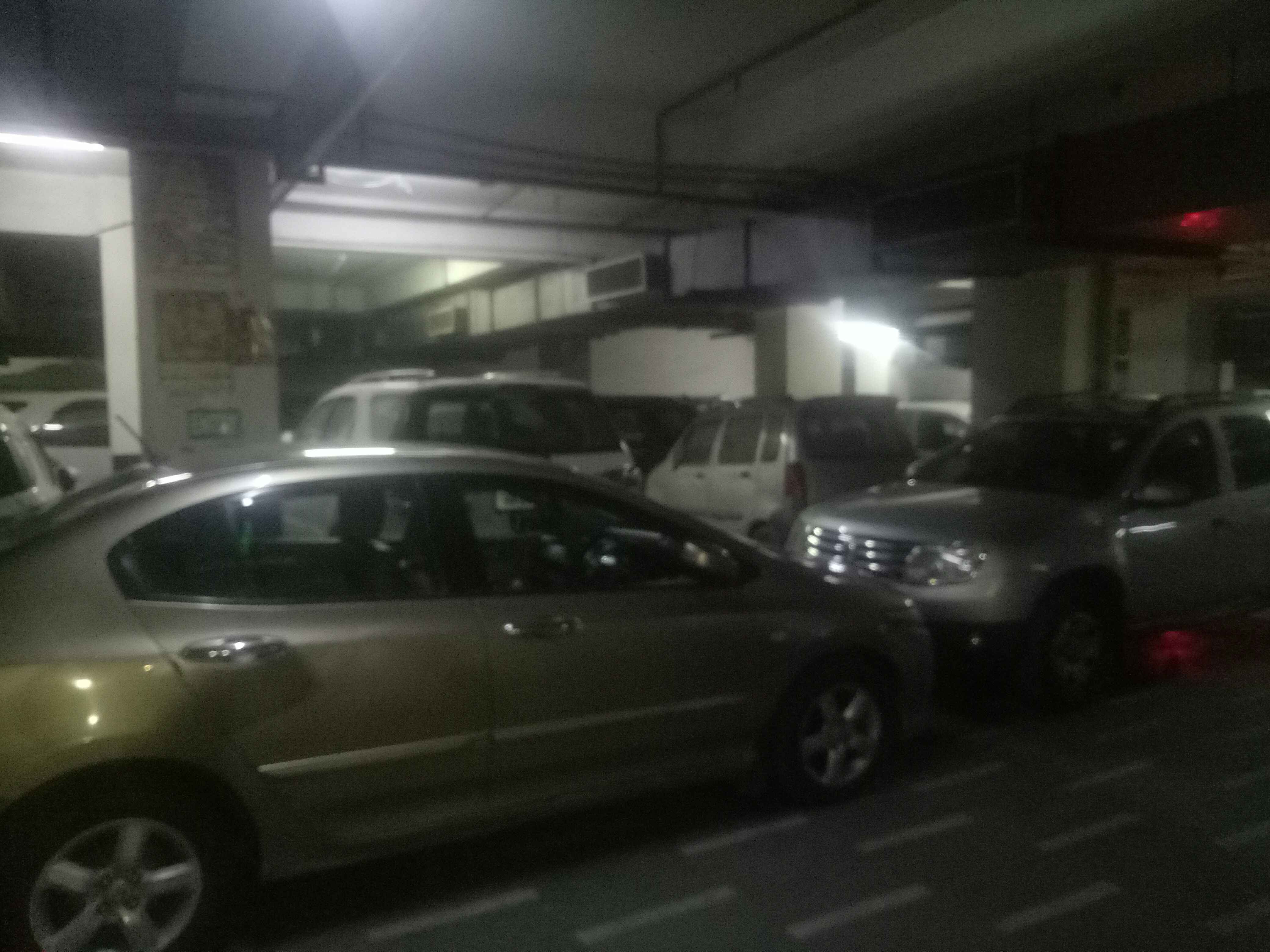 Westend mall parking In New Delhi