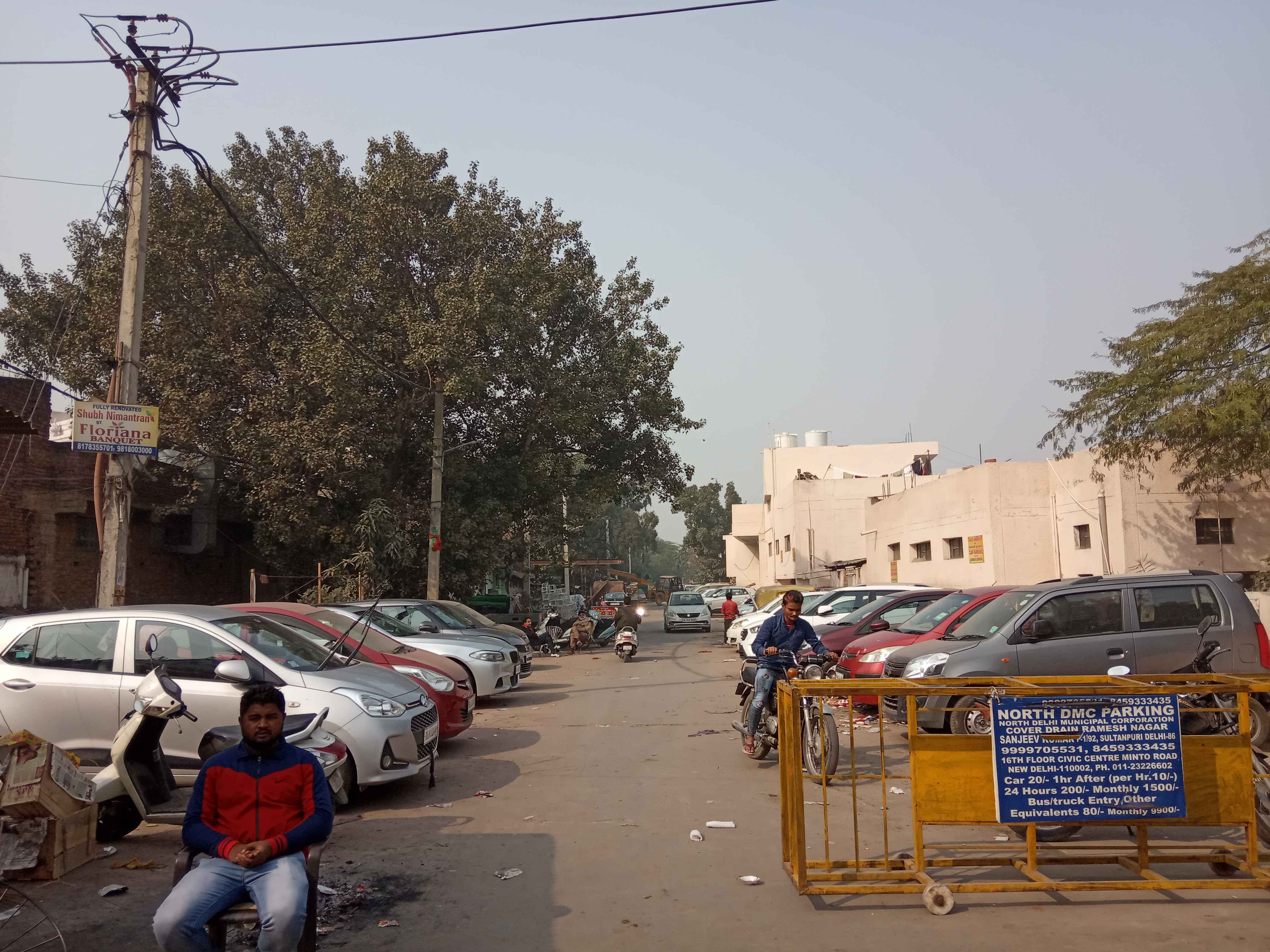 ramesh nagar MCD parking In New Delhi