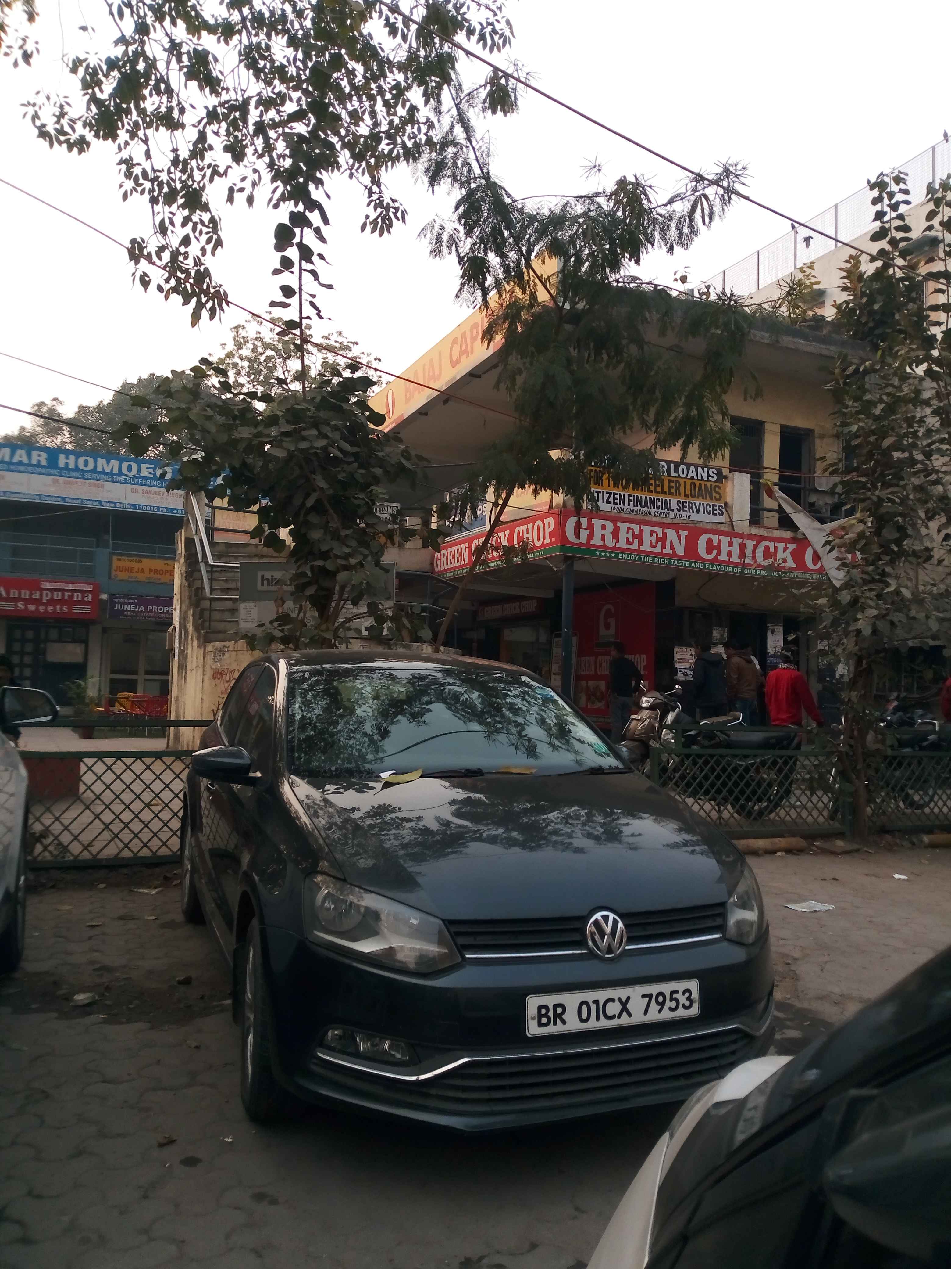 gulmohar park community center parking In New Delhi