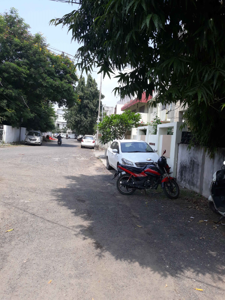 bhojwani bhavan parking