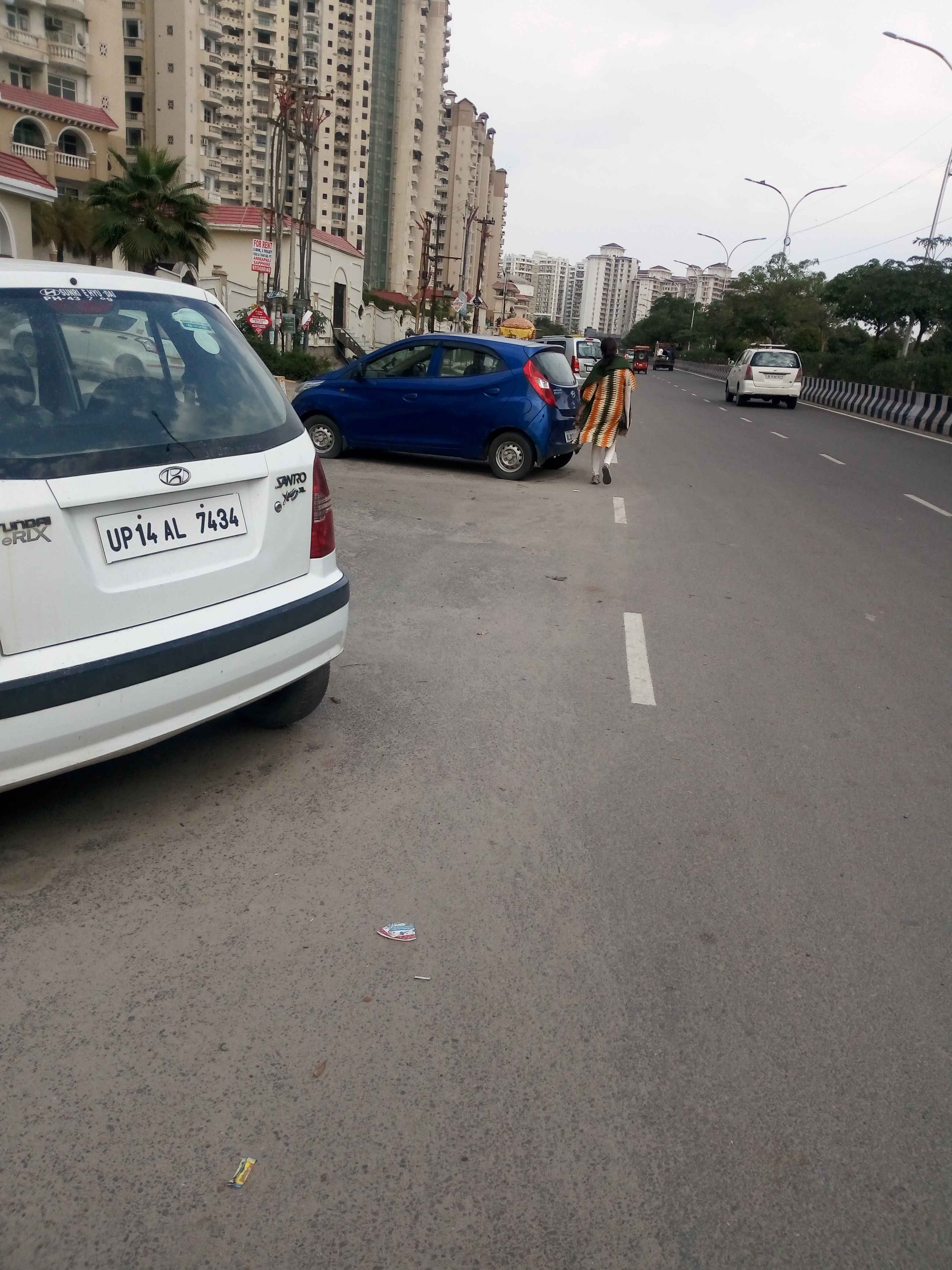 amarpali sapphire parking In Aberdeen