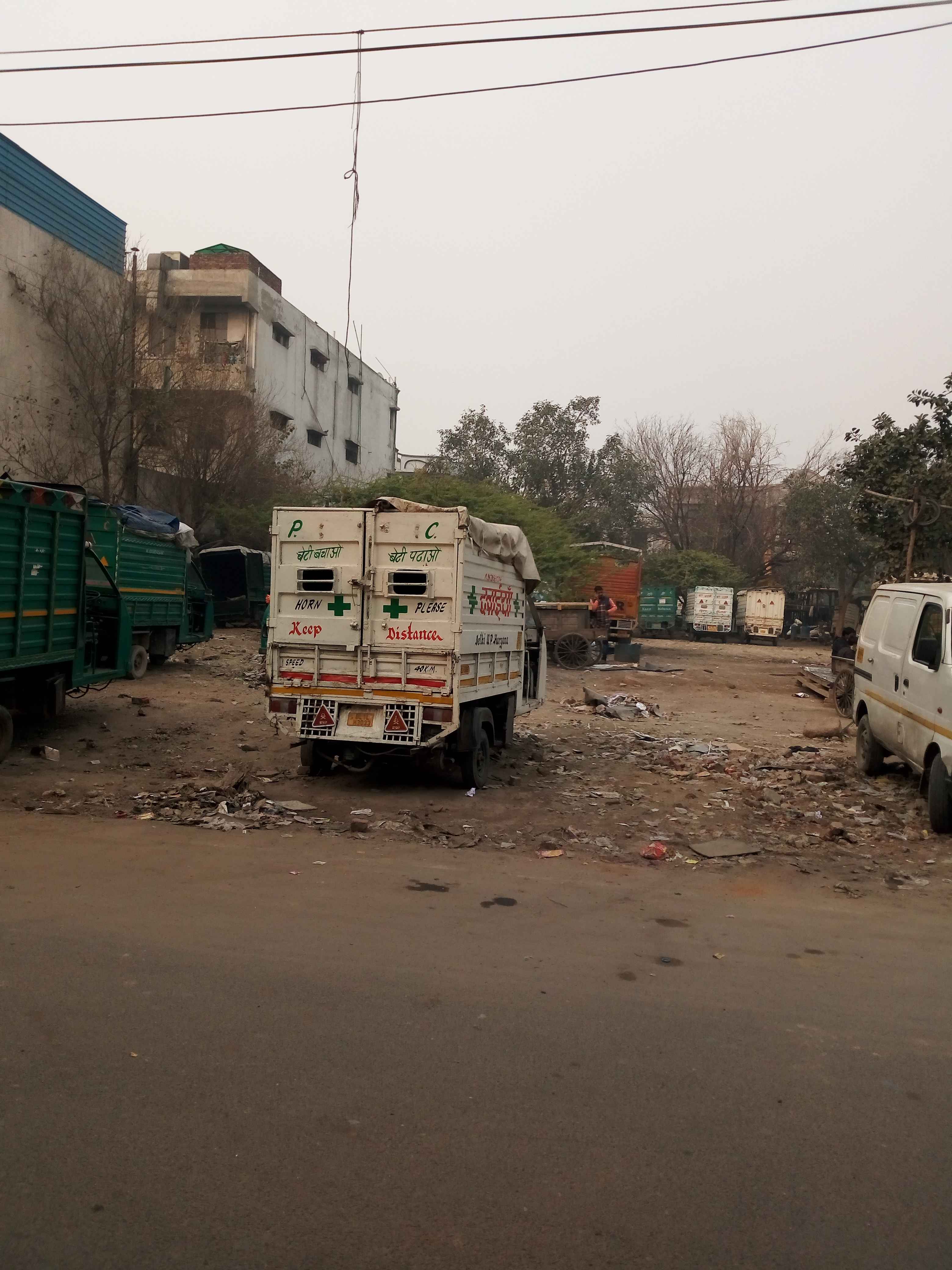 patparganj industry area parking