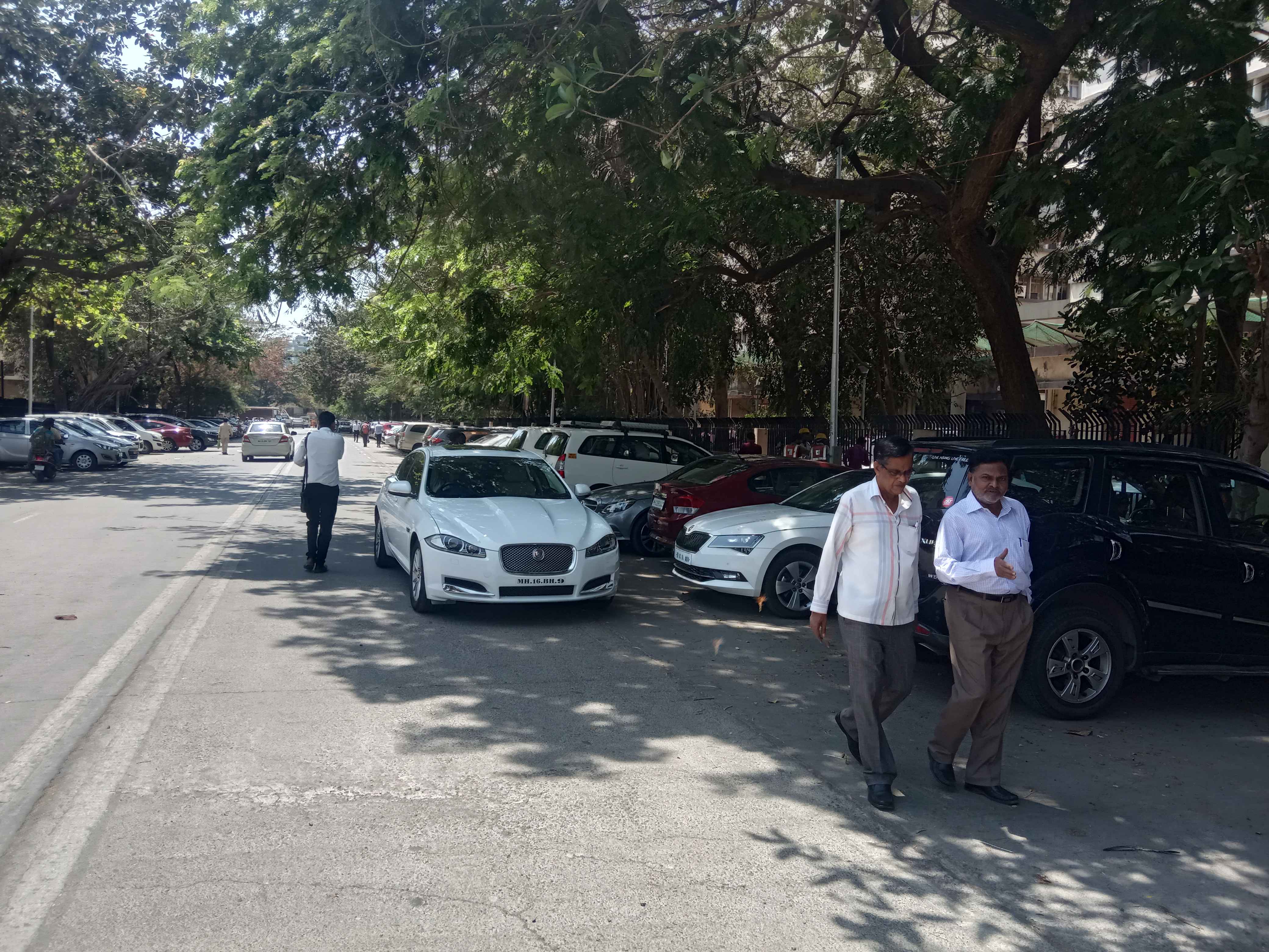 mmrda income tax RBI E block bkc parking lot In Abdul