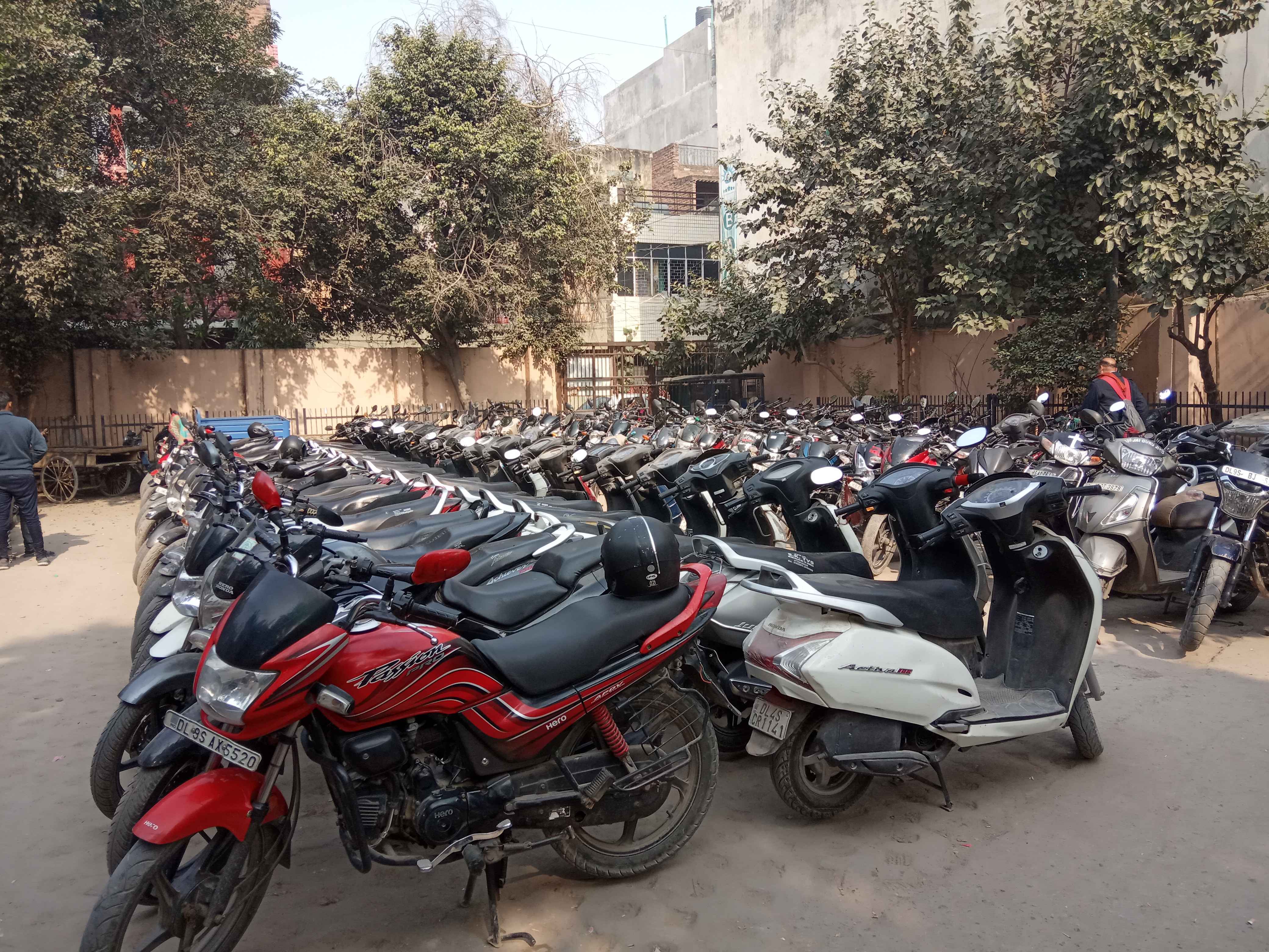 nawada metro gate no 1 station parking In New Delhi