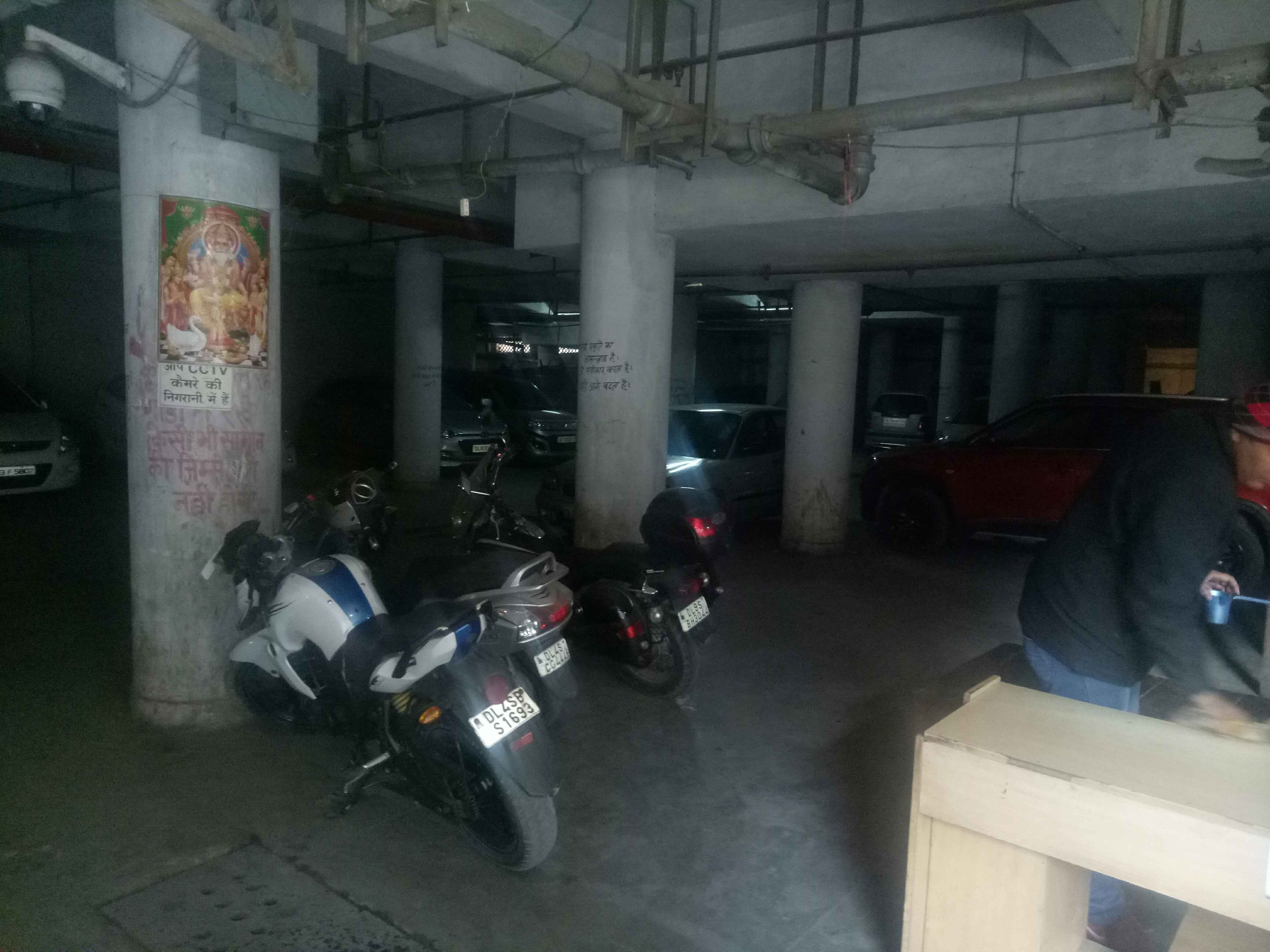 sdmc parking basement distict center janakpuri