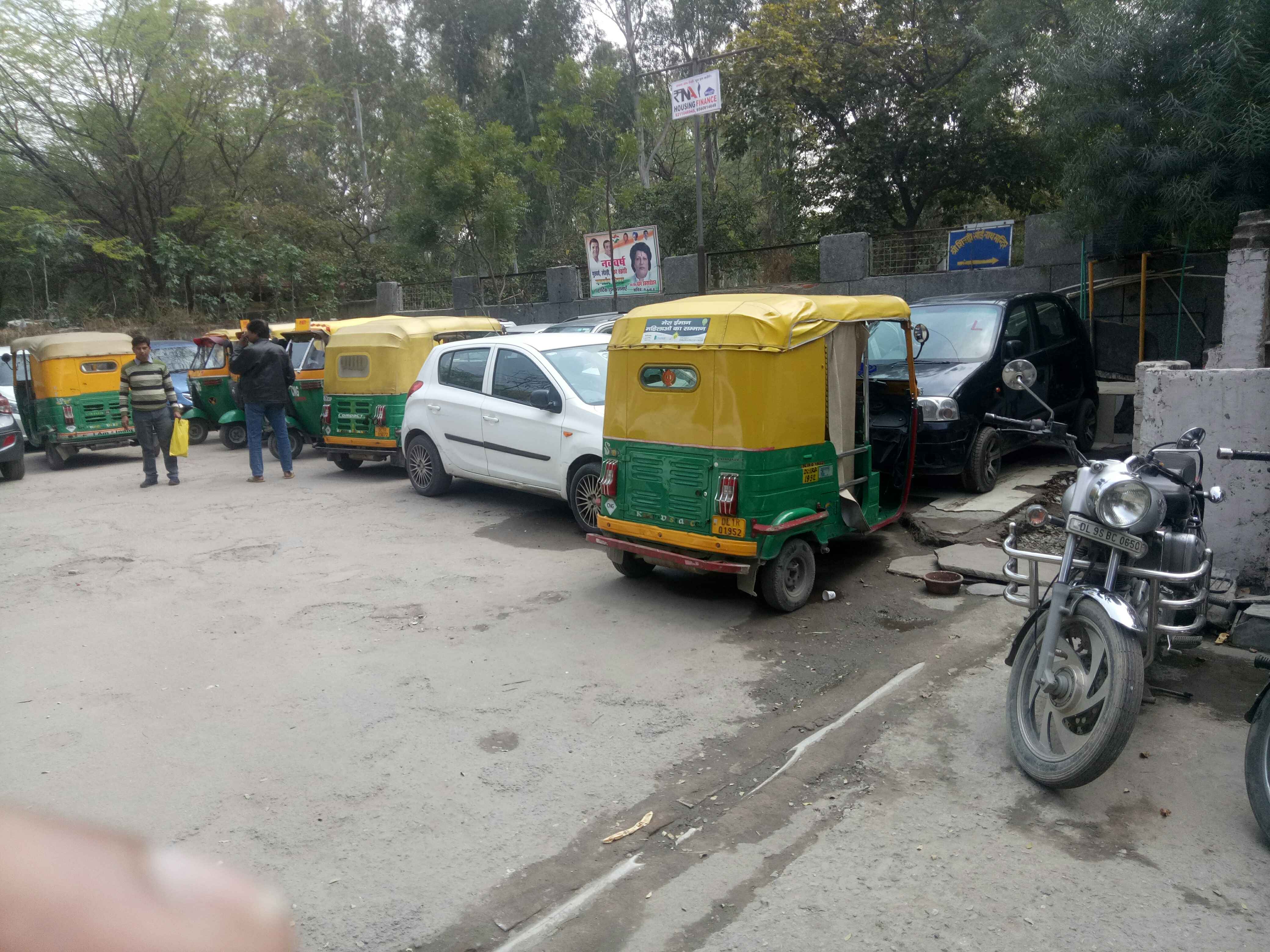janak puri authority Parking. point 4 In Dehli