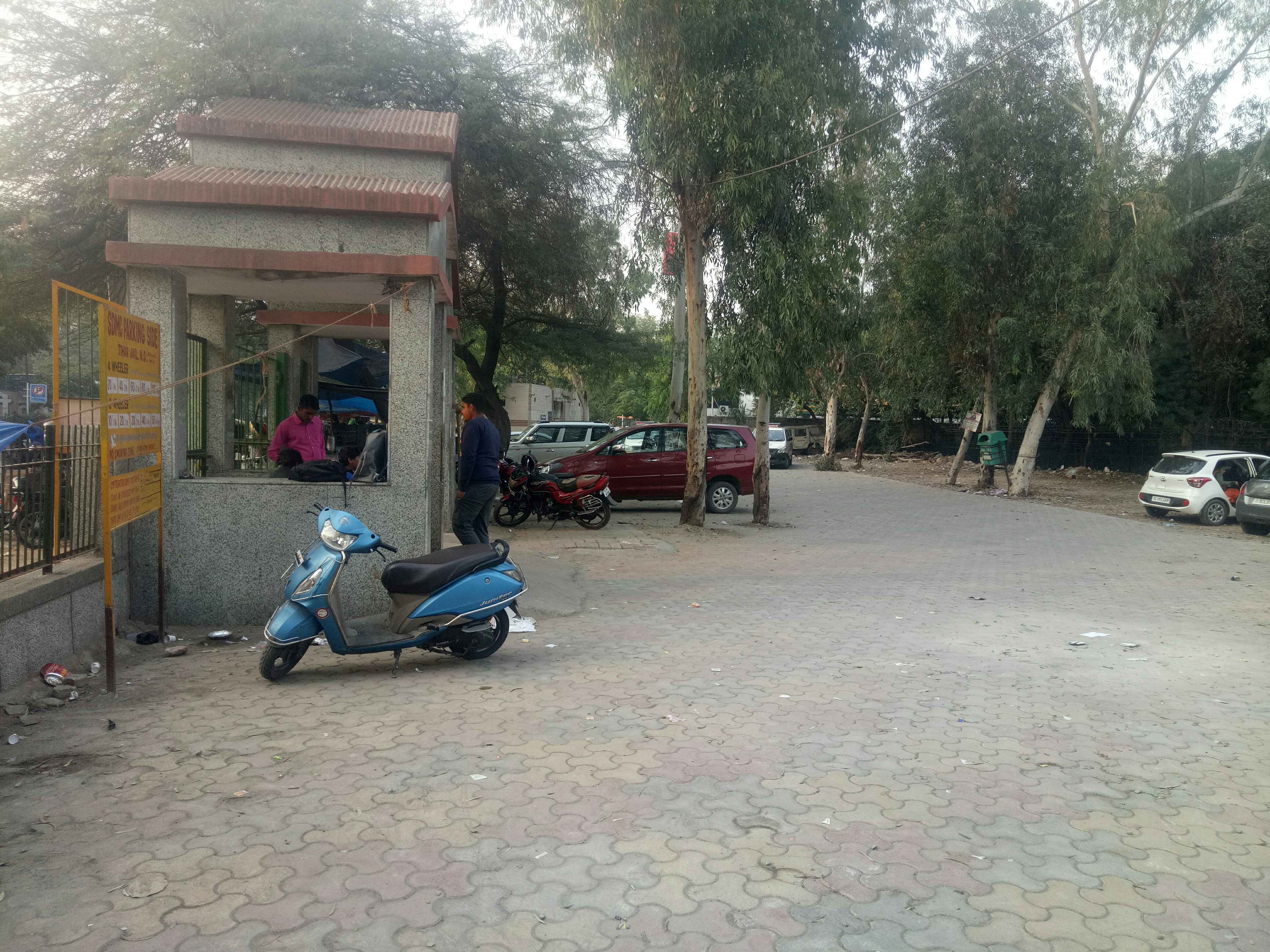 sdmc parking tihar jhel In Delhi