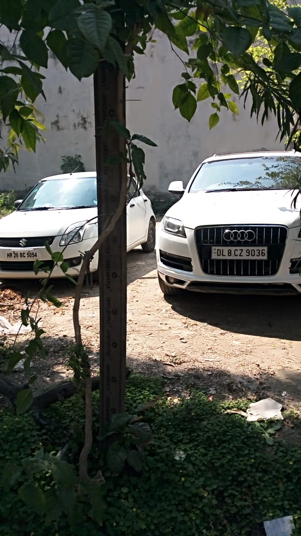 Plot no 296 sec 15 a noida parking