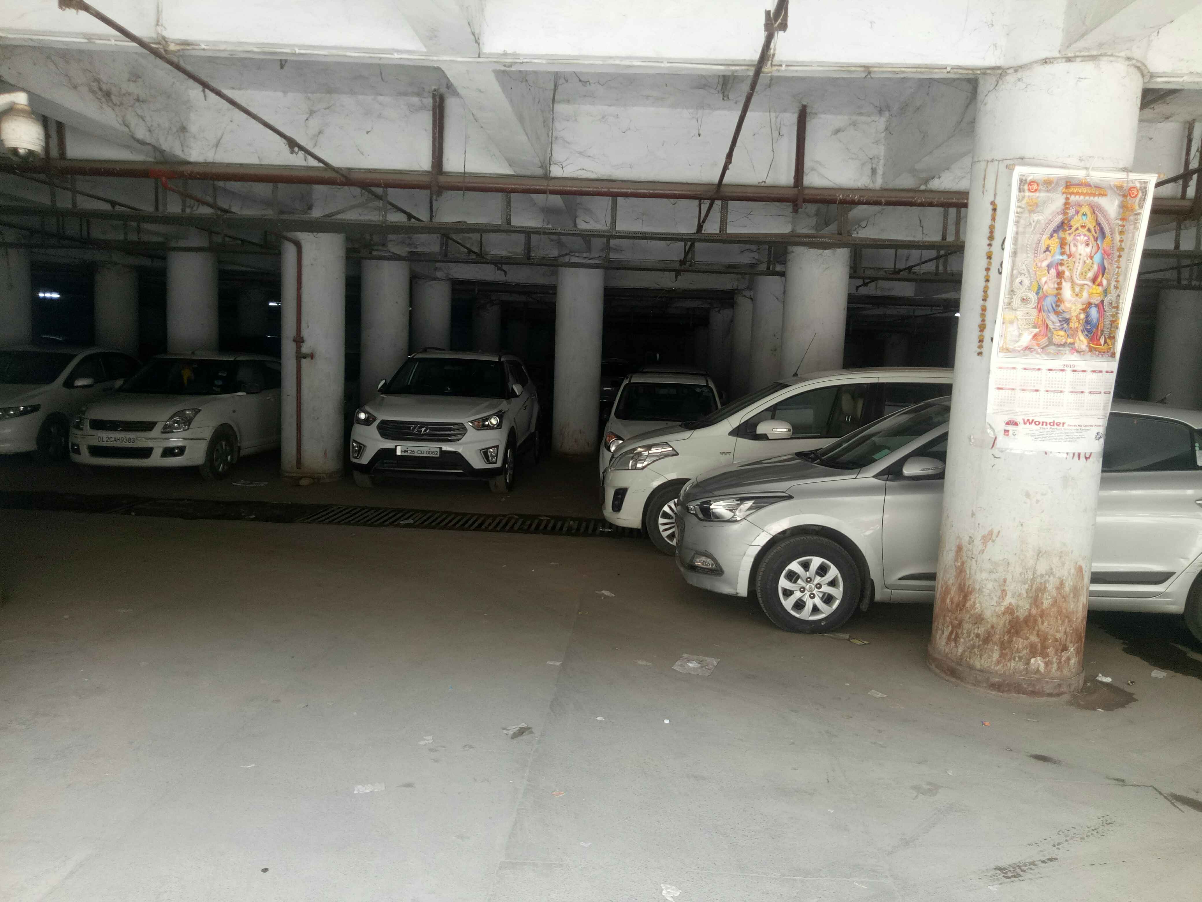 DC Janakpuri Basement Number 7 Parking