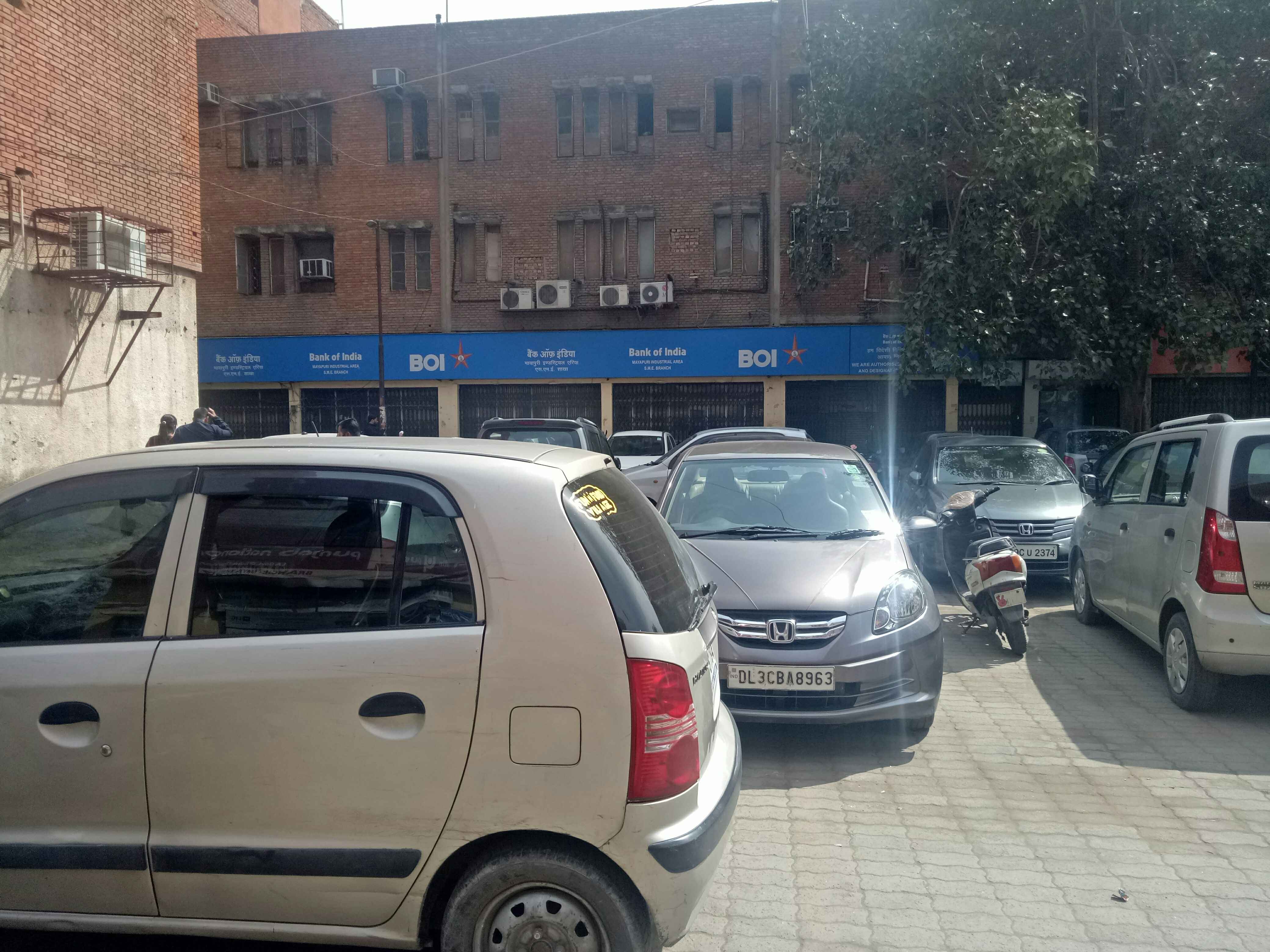 bank of india parking maya puri point 2