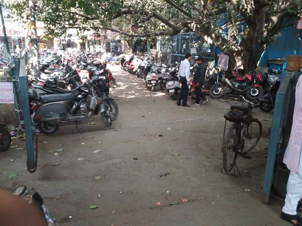 moti nagar metro station gate no 1 and 2 parking In Delhi