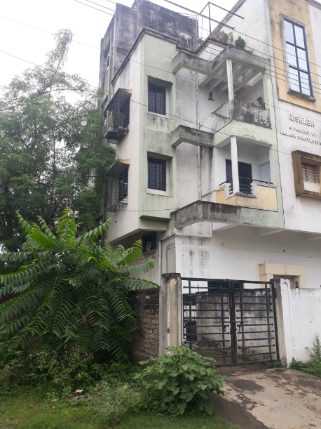 rishabh apartment parking