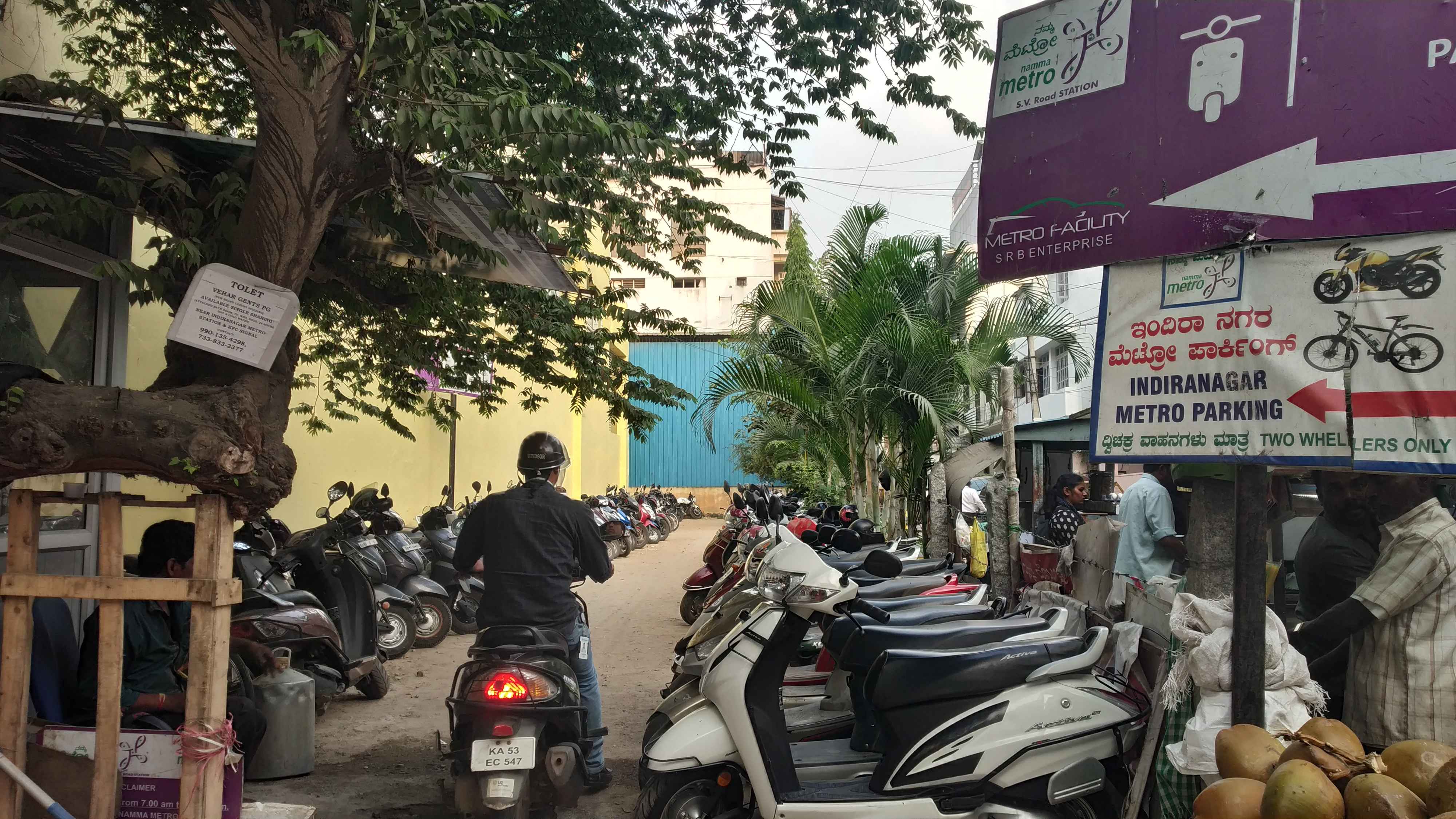 Indiranagar Metro Parking