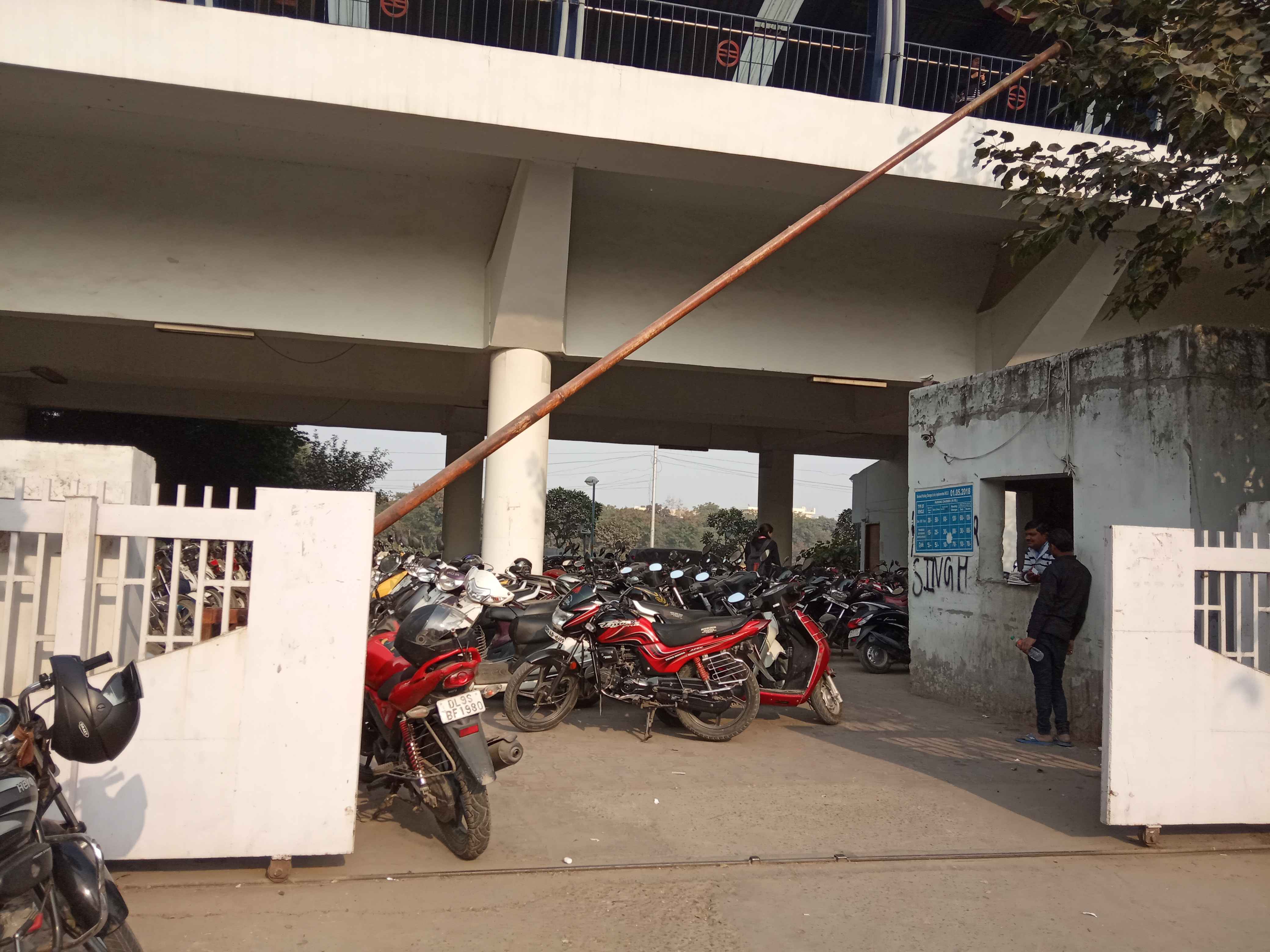 dwarka sector 14 Metro station parking gate no 1