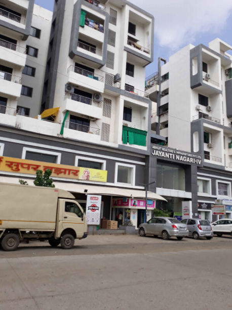 apurti super market parking