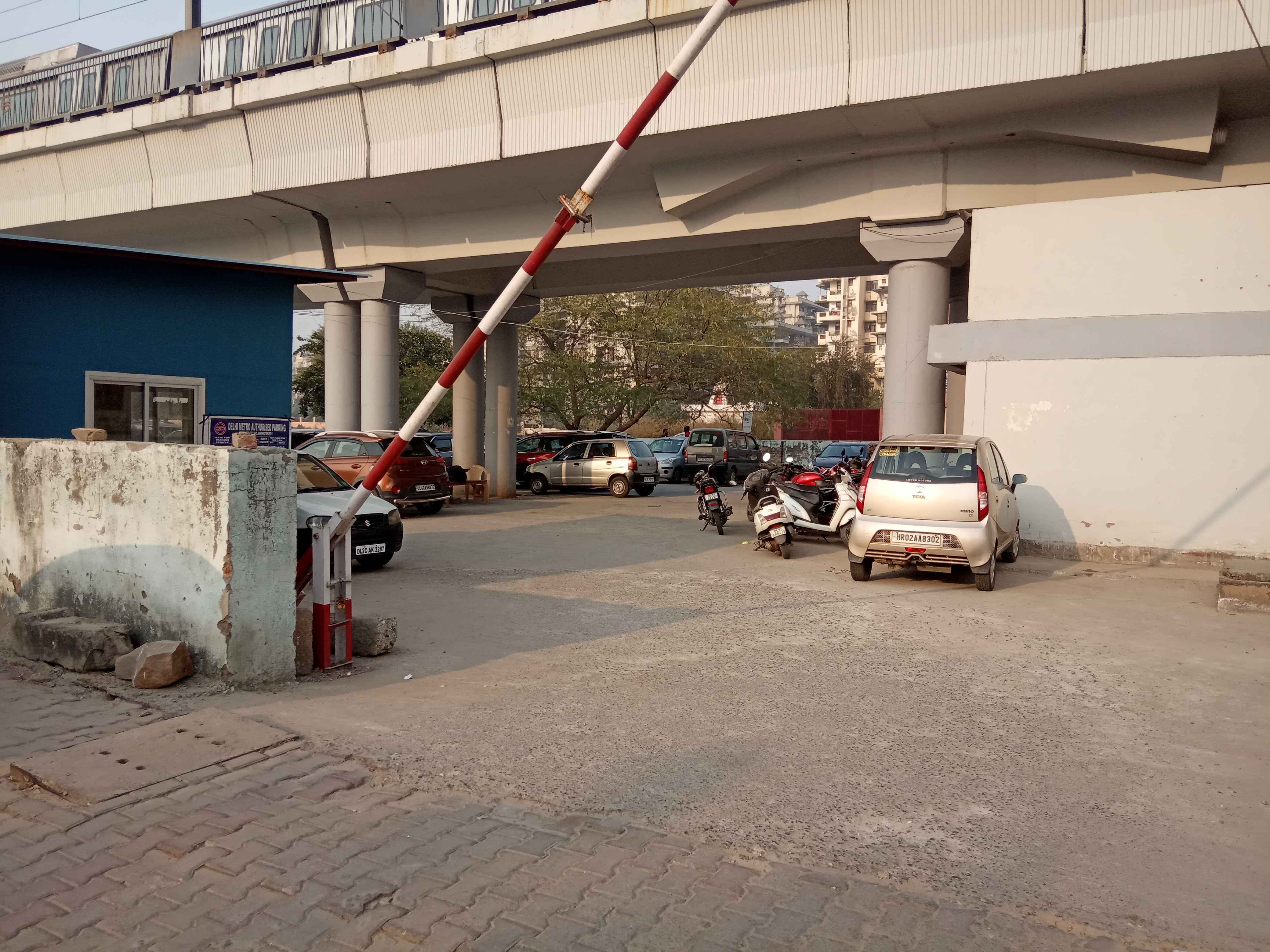 dwarka sector 11 metro station parking gate 1 and 2
