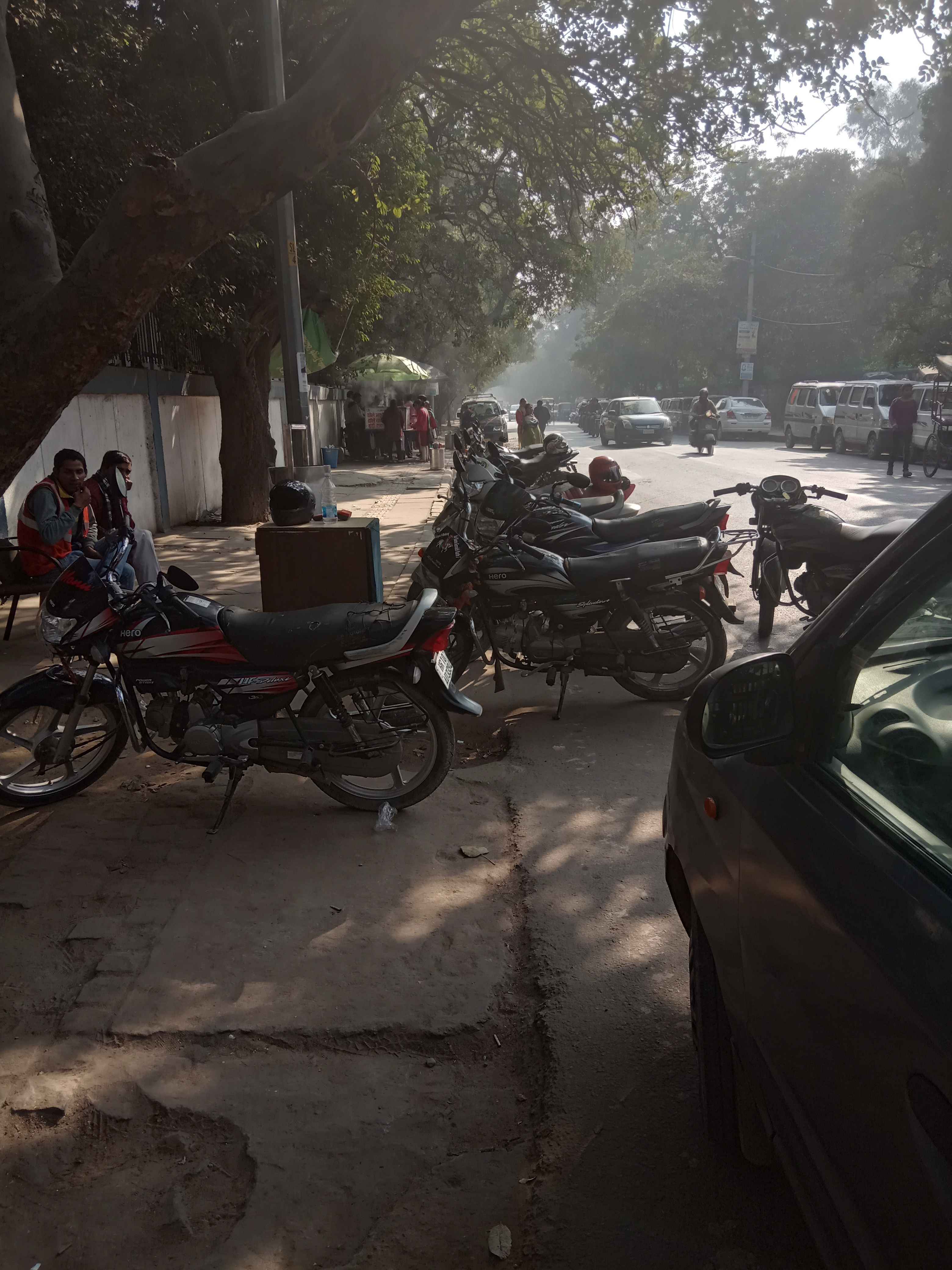 aruna asaf ali hospital Emergency gate parking In New Delhi