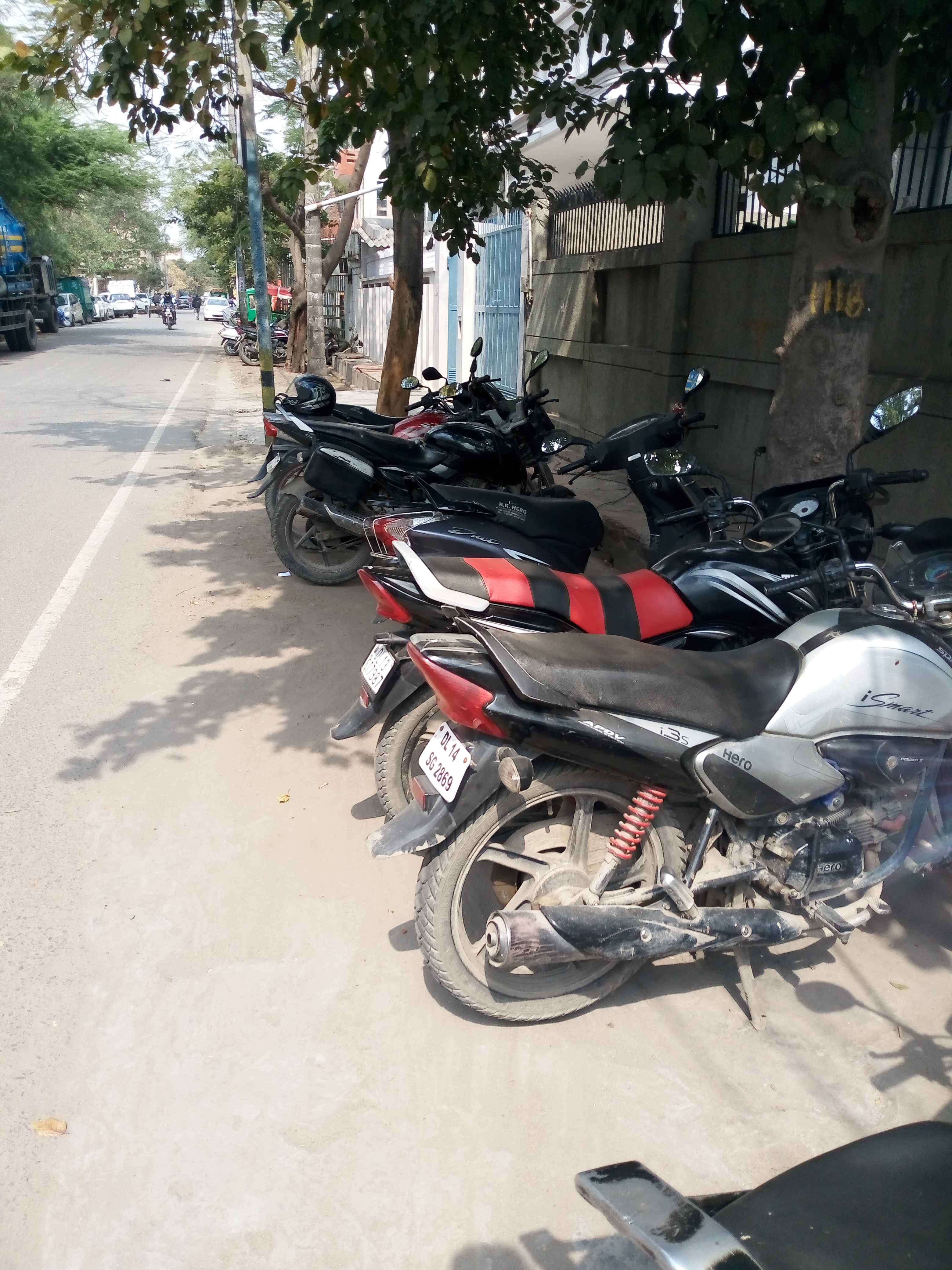 factory no 162 patpatganj industry parking In New Delhi