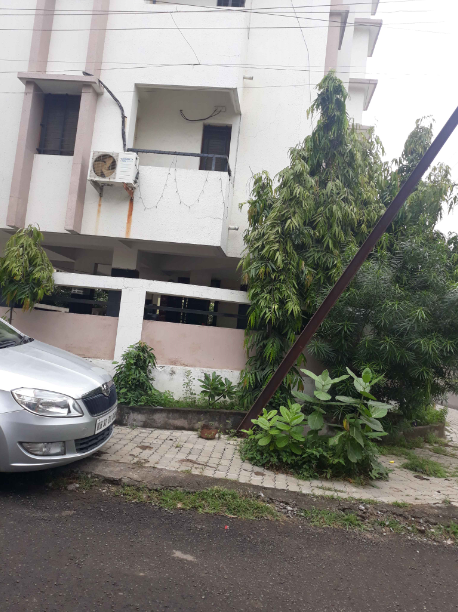 marigold apartment parking